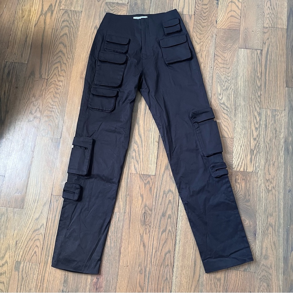 Orseund Iris pocket cargo pants in Black. Size Small.